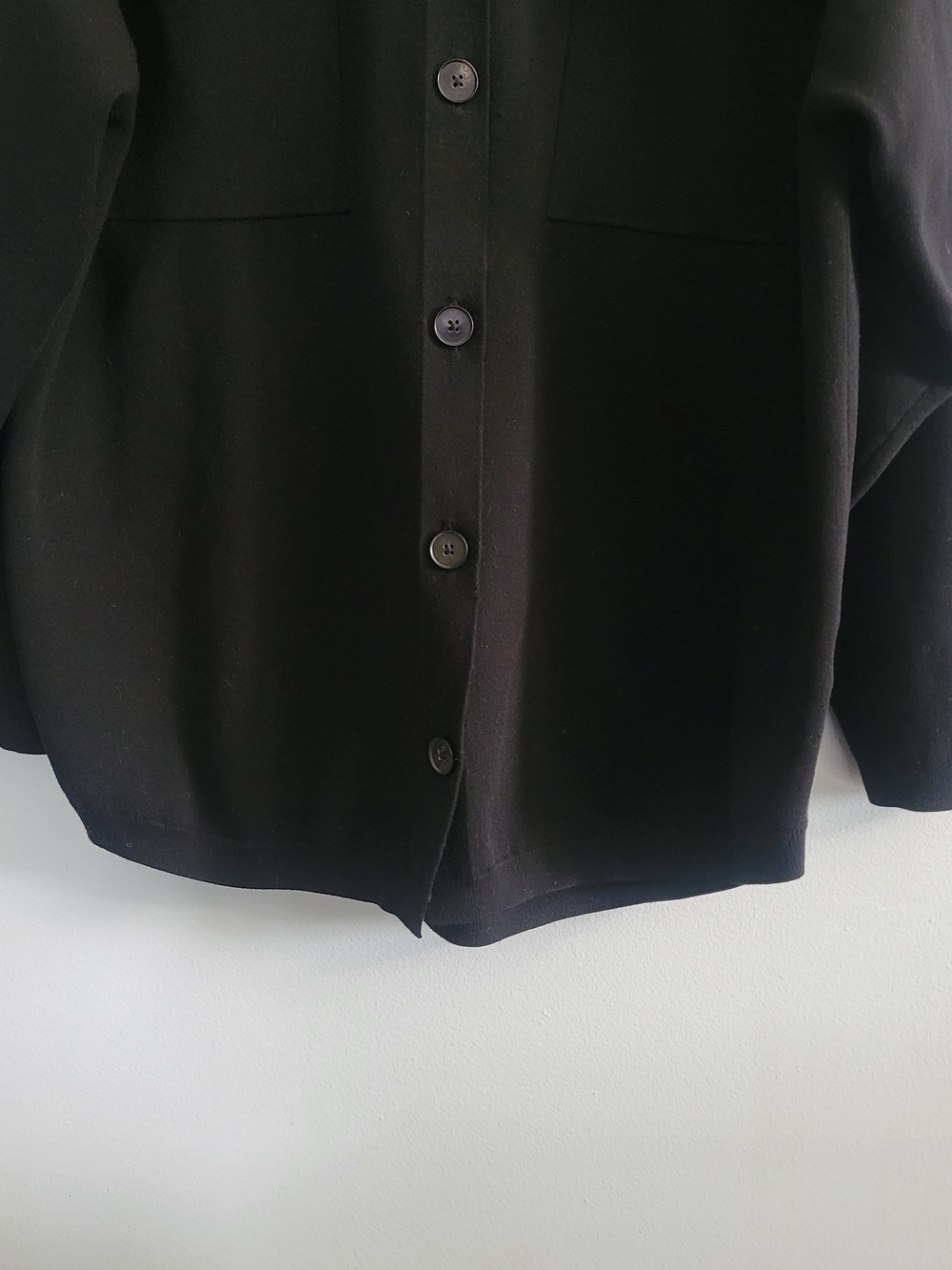 ARITZIA Wilfred Free Ronnie Sweater Sz M Button-Front Minimalist Quiet Luxury - Picture 5 of 14